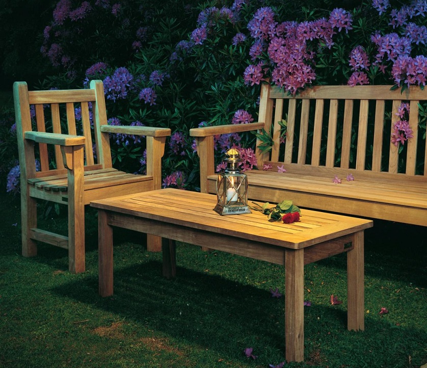 Bench Garden Set