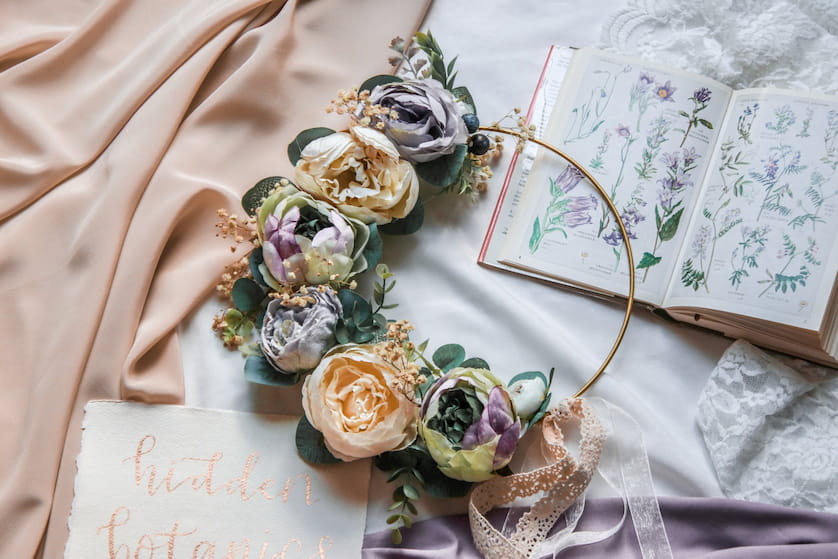 wedding accessories with silk flowers