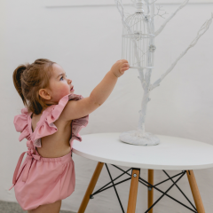 What’s the Difference between a Jumpsuit, Romper and Playsuit?