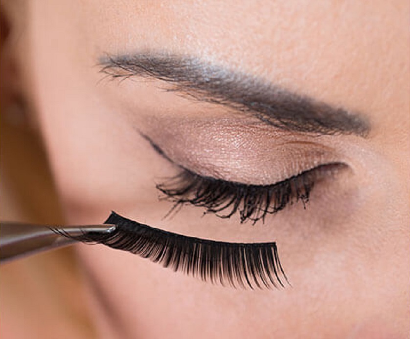 Falsies protect lashes